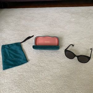 Authentic Gucci sunglasses!